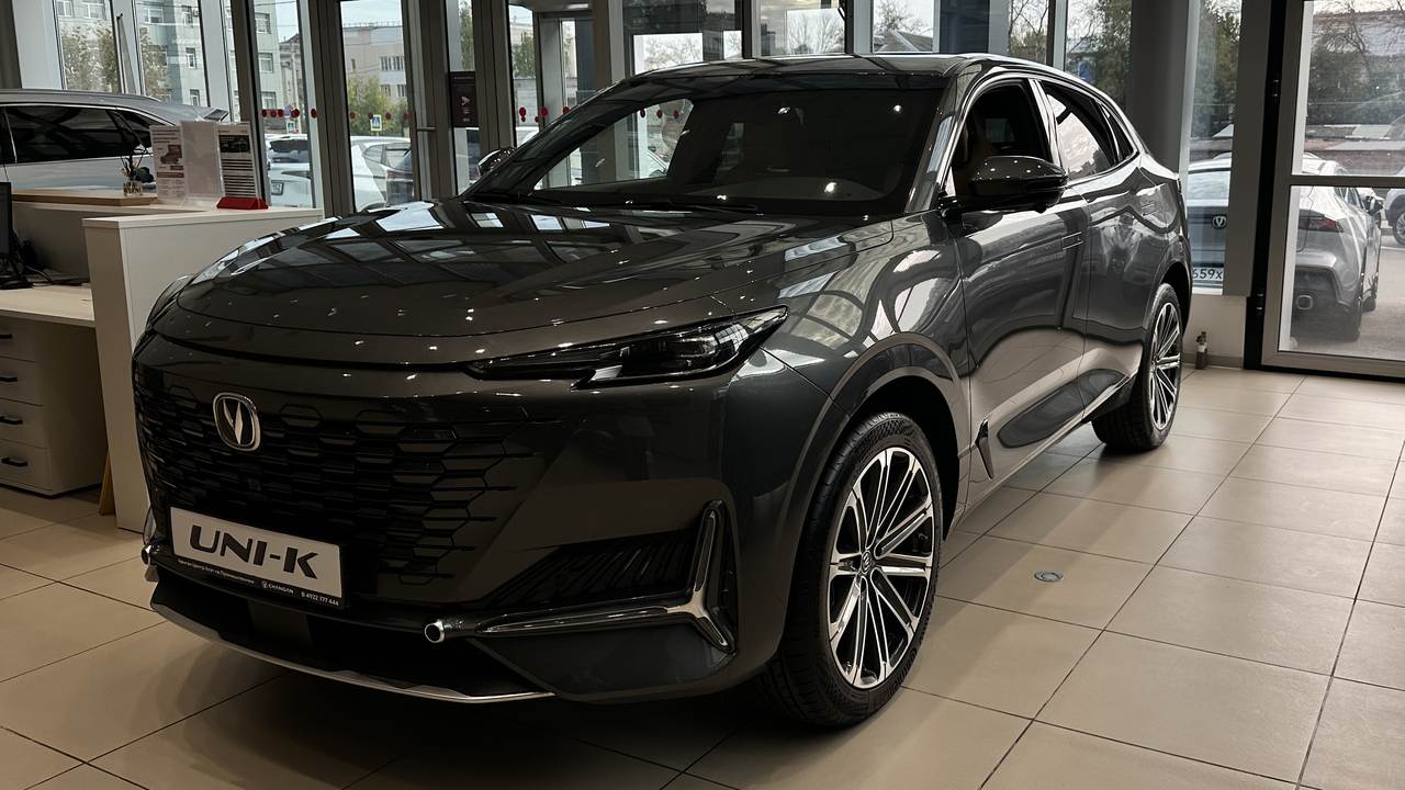 Changan UNI-K 2.0T 8АКП Техно полный привод 25 г.в