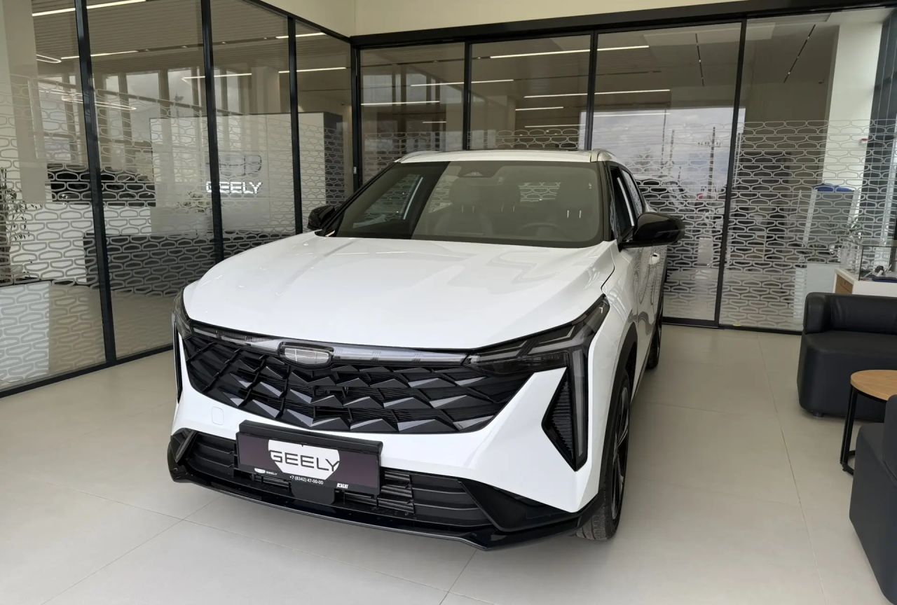Geely Cityray Флагман/Flagship 1.5T 7 ст. робот. передний привод (147 л.с.)