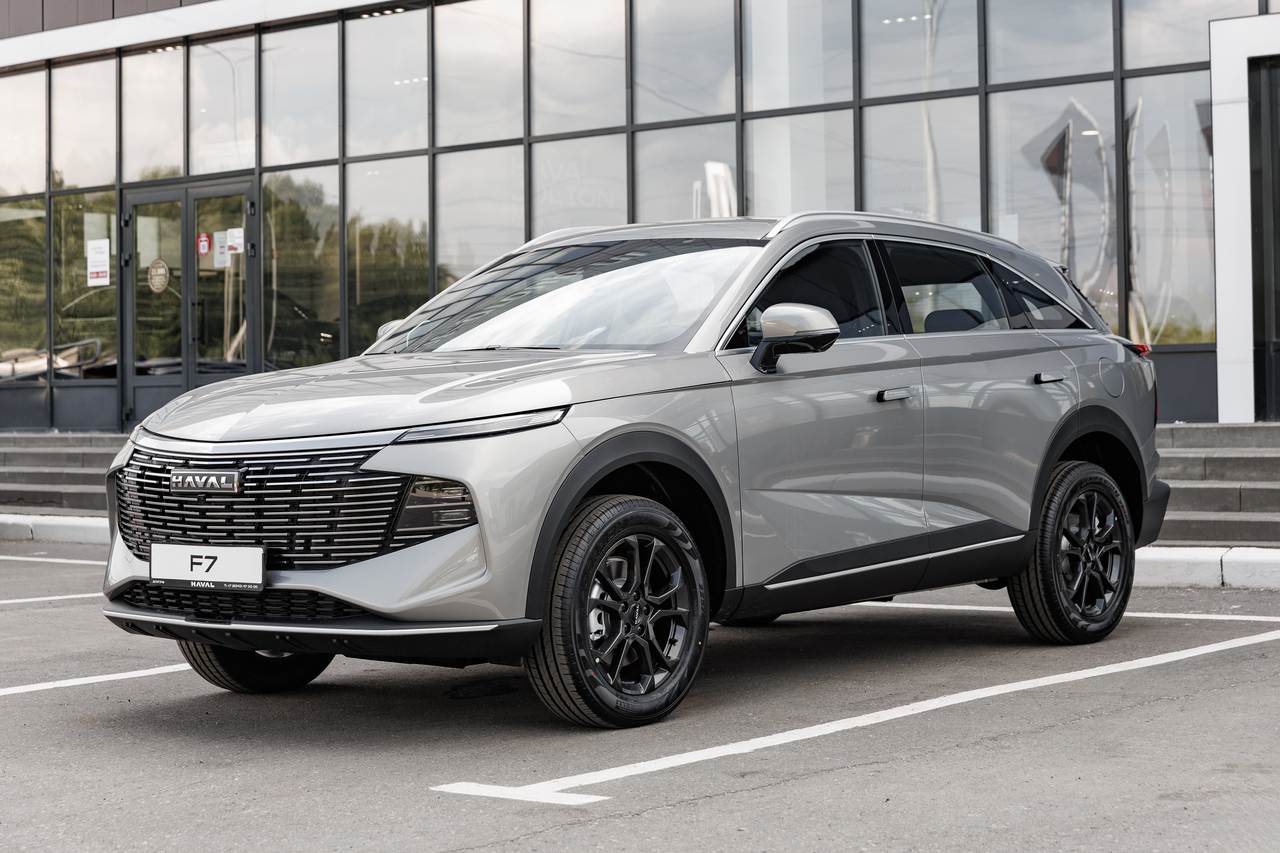 Haval F7 II Рестайлинг Техно + 2.0T робот полный привод (200 л.с.) 26 г.в. 26 м.г.