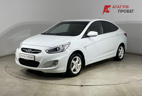 Hyundai Solaris 2013 года с пробегом 195 000 км