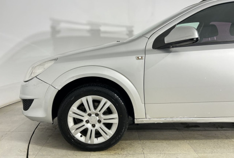 Opel Astra 2013 года с пробегом 322 000 км, фото 9