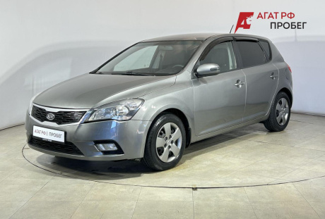 Kia Cee'd 2010 года с пробегом 175 845 км