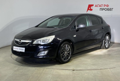 Opel Astra 2010 года с пробегом 215 040 км