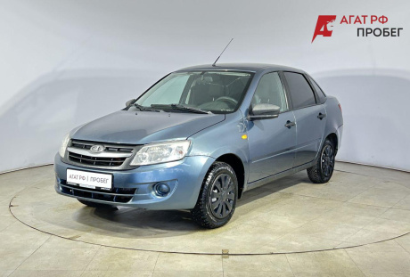 LADA Granta седан 2015 года с пробегом 81 205 км