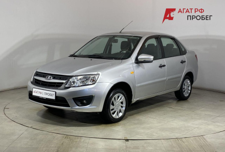 LADA Granta седан 2013 года с пробегом 187 558 км