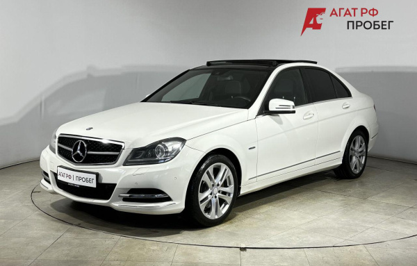 Mercedes-Benz C-Класс седан 2013 года с пробегом 297 964 км, фото 1