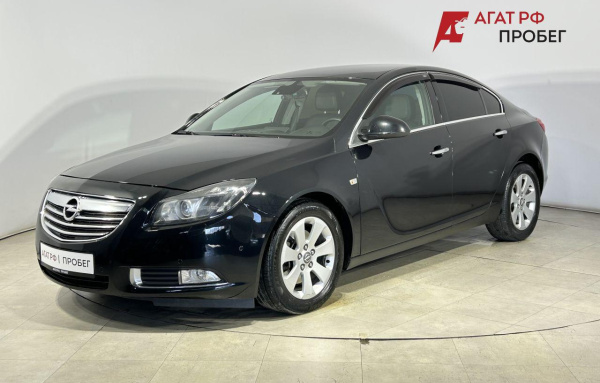 Opel Insignia 2013 года с пробегом 274 532 км, фото 1