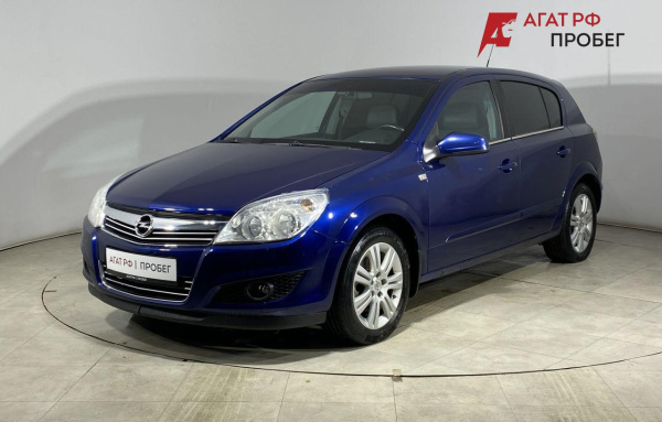 Opel Astra 2008 года с пробегом 251 029 км, фото 1
