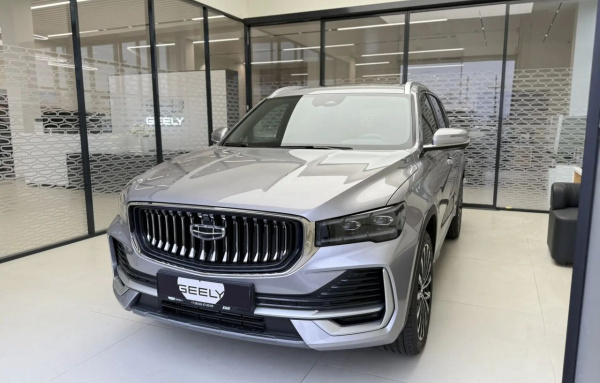 Geely Monjaro Люкс/Luxury SE 2.0T 8АКП полный привод