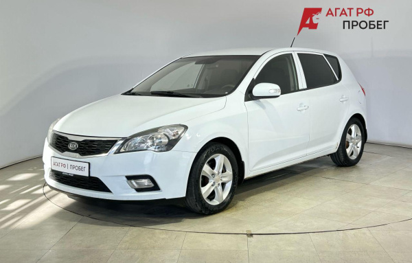 Kia Cee'd 2010 года с пробегом 250 343 км, фото 1