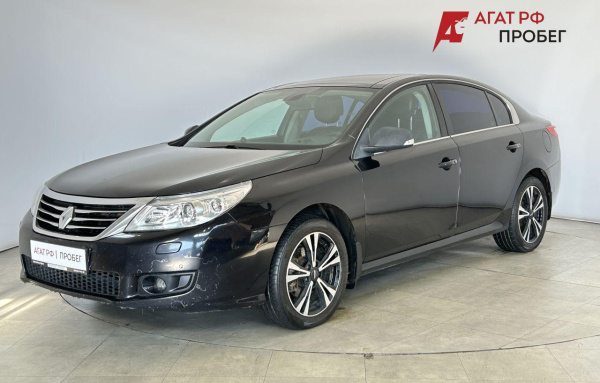 Renault Latitude 2010 года с пробегом 241 695 км, фото 1