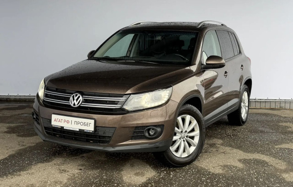 Volkswagen Tiguan 2015 года с пробегом 198 504 км, фото 1