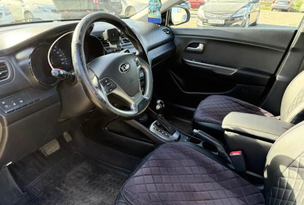 Kia Rio 2016 года с пробегом 143 660 км, фото 18
